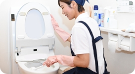 洗面所のお掃除の様子